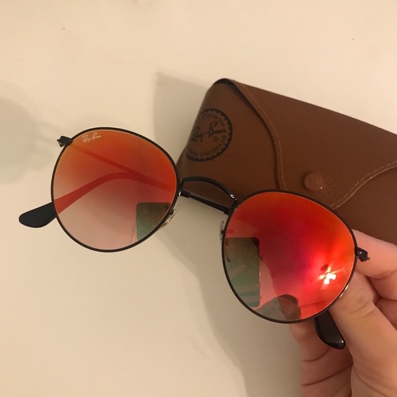 Ray-Ban Round Sunglasses Red Lens w/ Black Frame - Picture 2 of 4